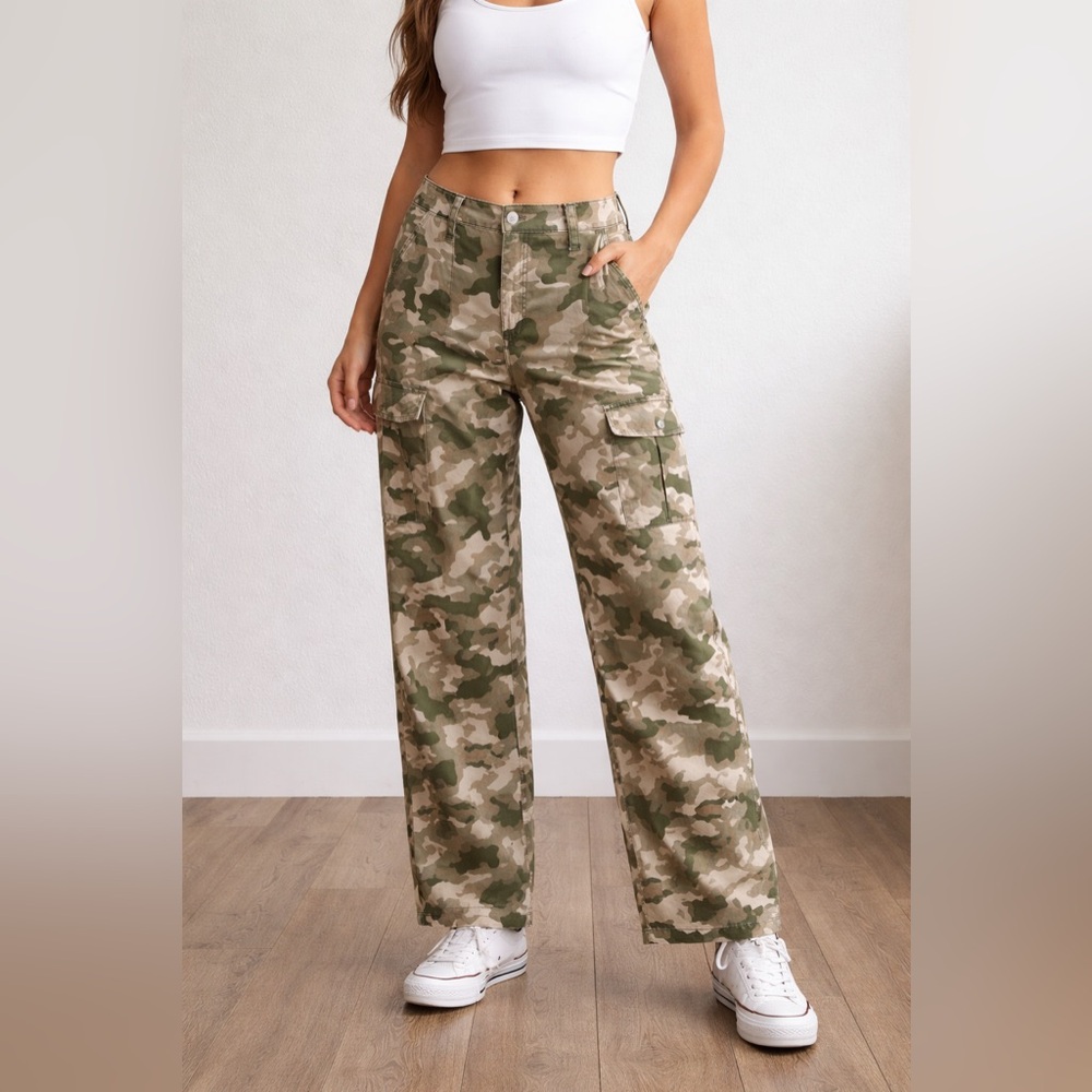 Celebrity Pink Camo Cargo Pants Cotton Stretch Size 9/29